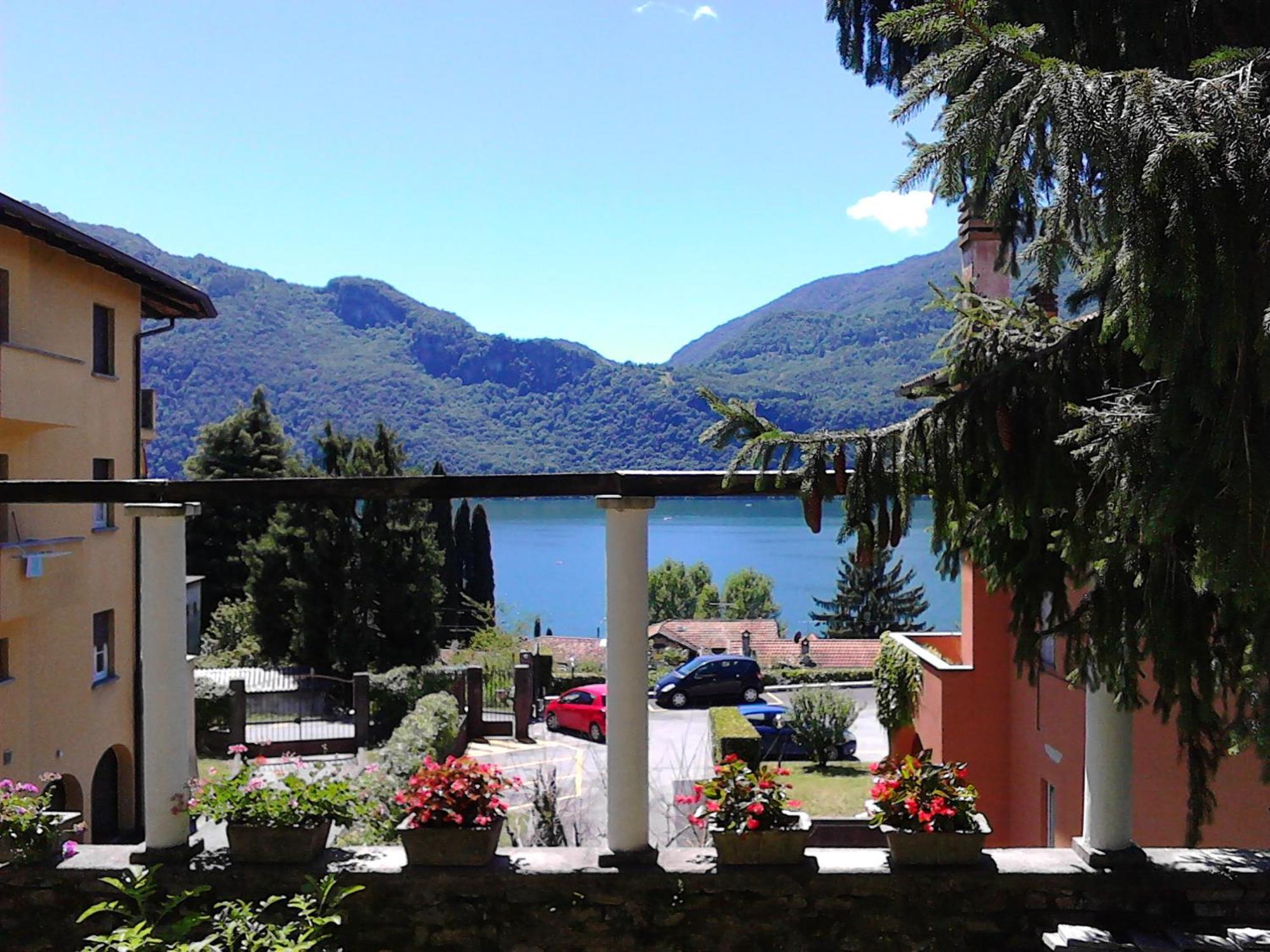 B&B Le Colombine Abbadia Lariana Exterior photo