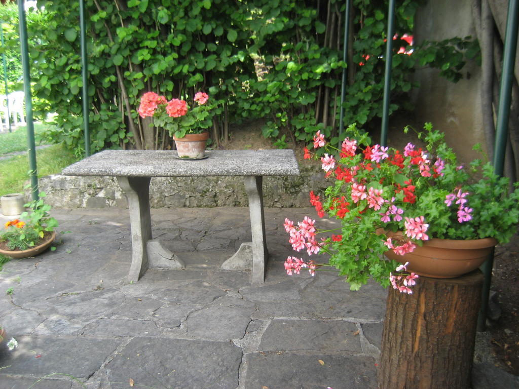 B&B Le Colombine Abbadia Lariana Exterior photo